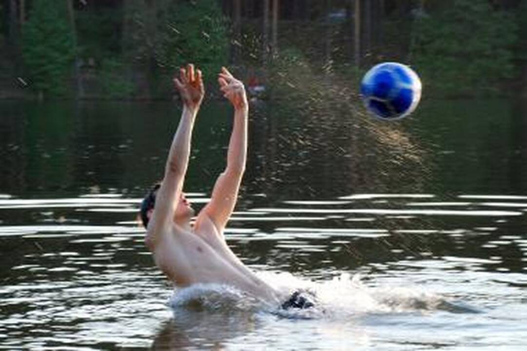 Kulautuvos karjero vanduo švarus