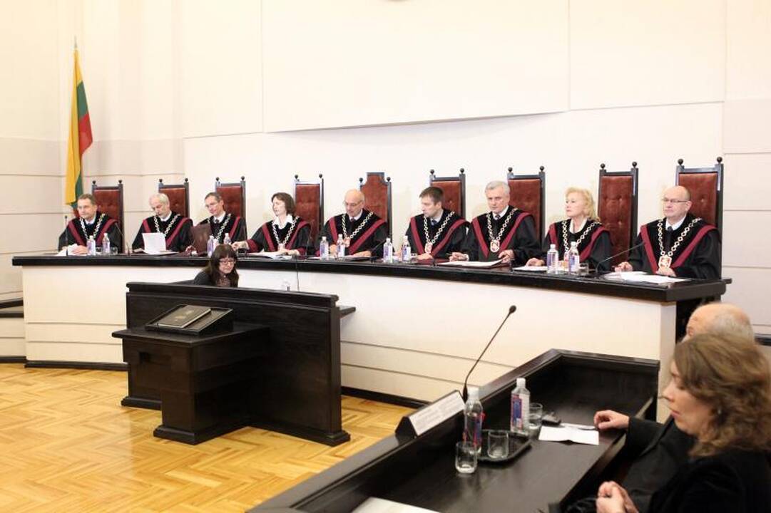 KT šią savaitę įvertins prezidentės prašymą dėl pilietybės