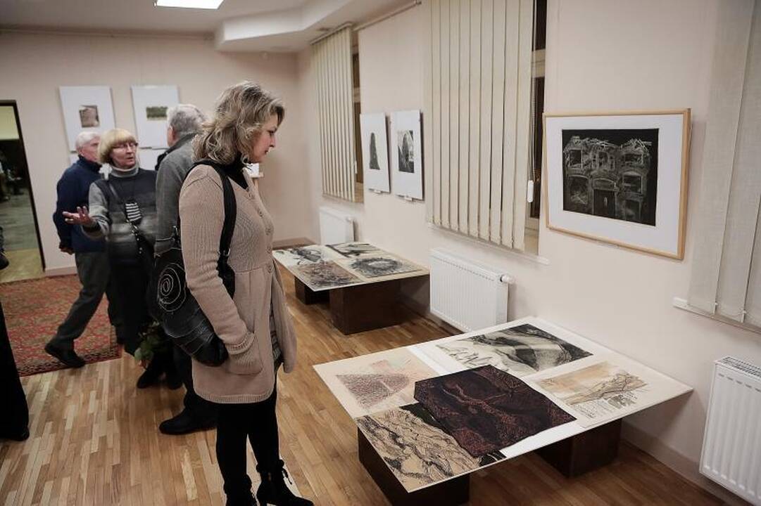 Parodoje – grafikės L.Gedvilaitės-Sakalauskienės atidėtas laikas