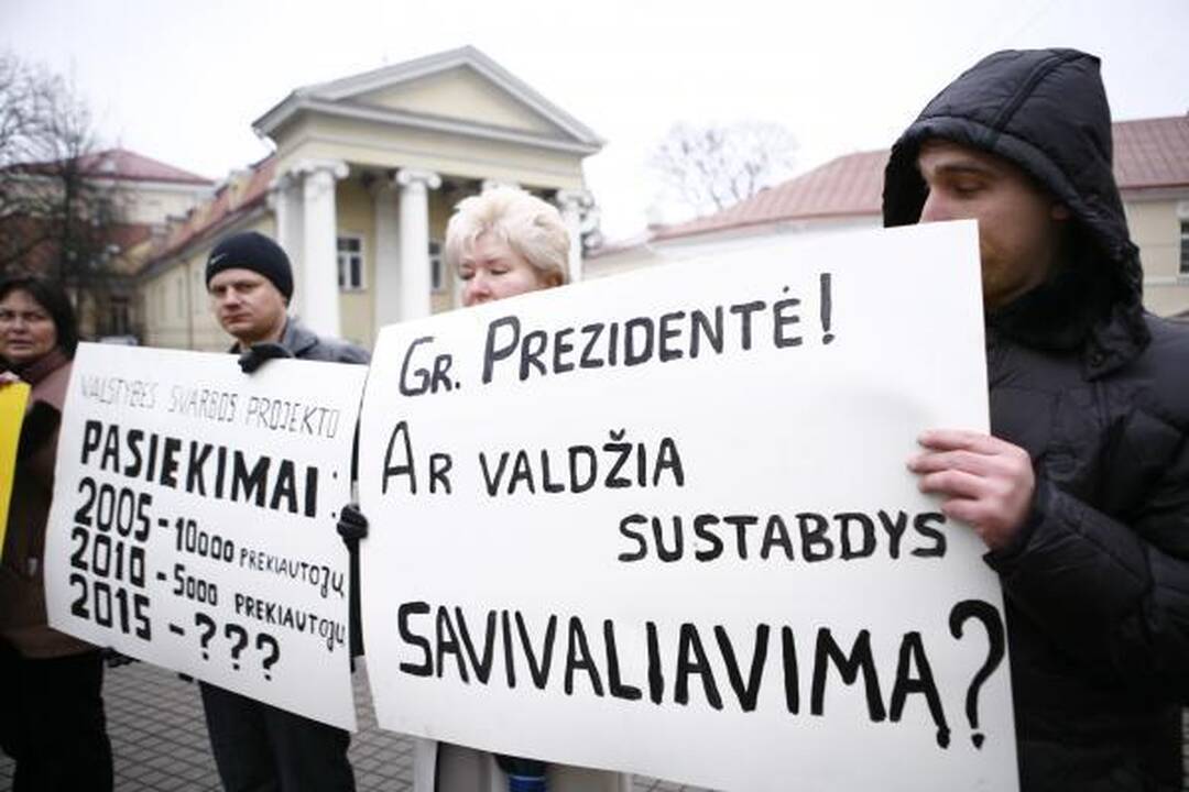 Prie prezidentūros - Gariūnų prekybininkų piketas