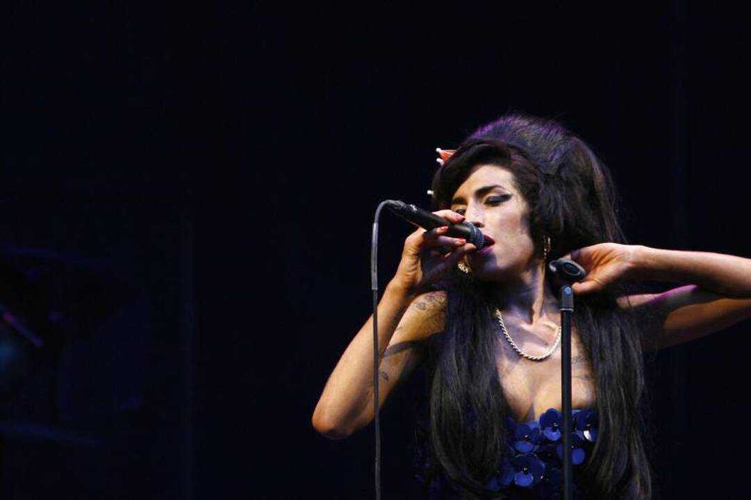 Gerbėjai gedi Amy Winehouse