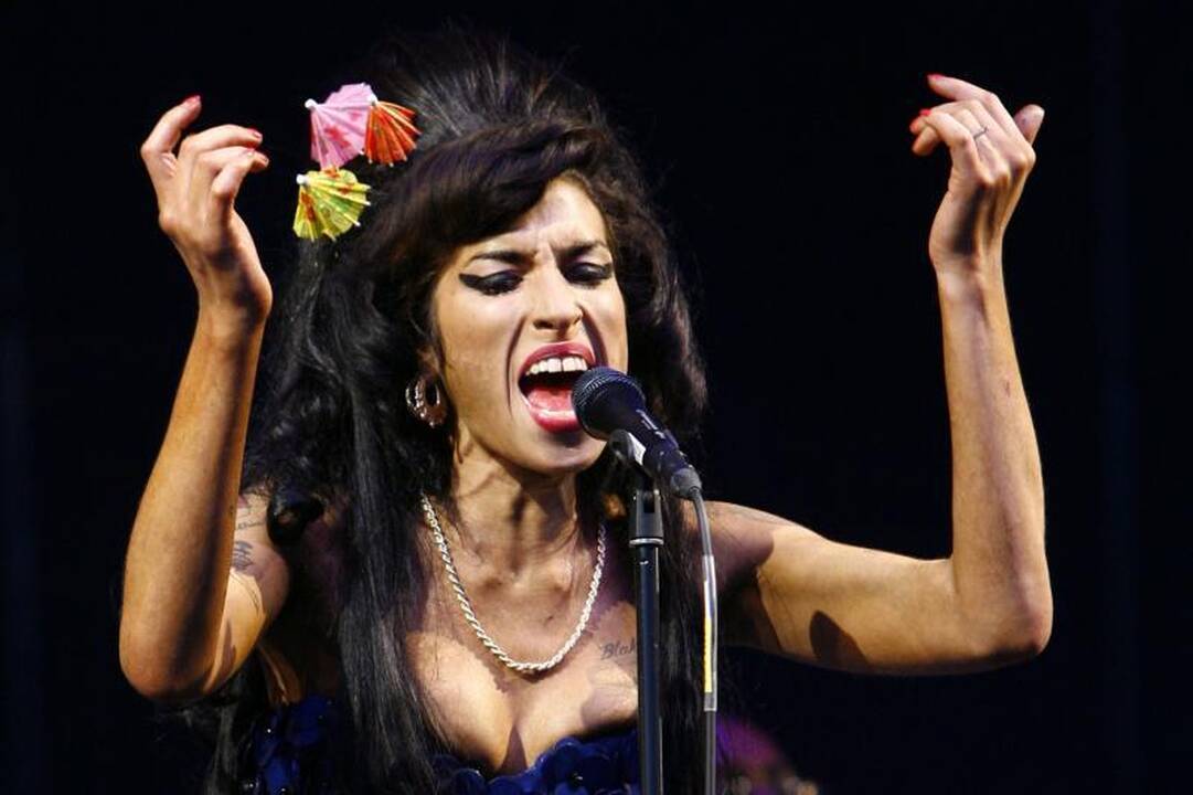 Gerbėjai gedi Amy Winehouse