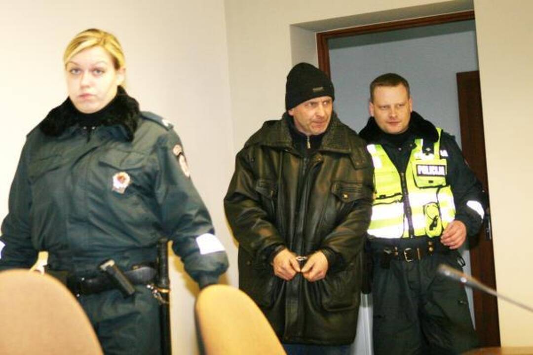 Suimti vaiko grobikai pateikia skirtingas versijas