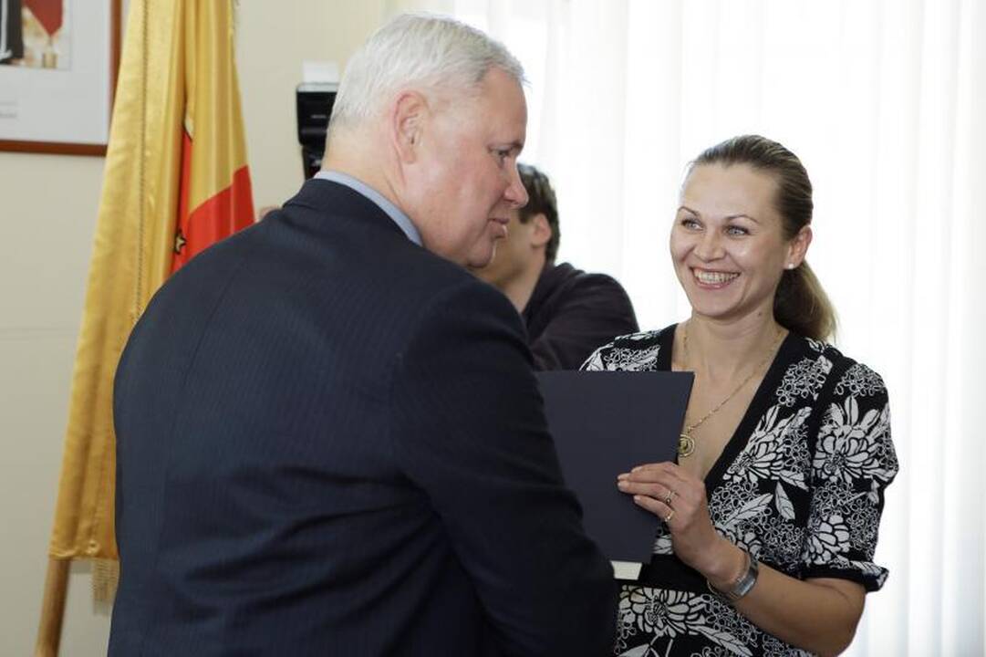 „Fortūnos“ krepšininkėms – miesto vadovų gėlės