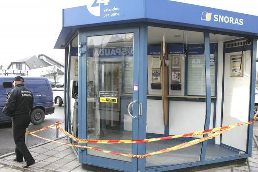 Kaune vagys kėsinosi į bankomatus (papildyta)