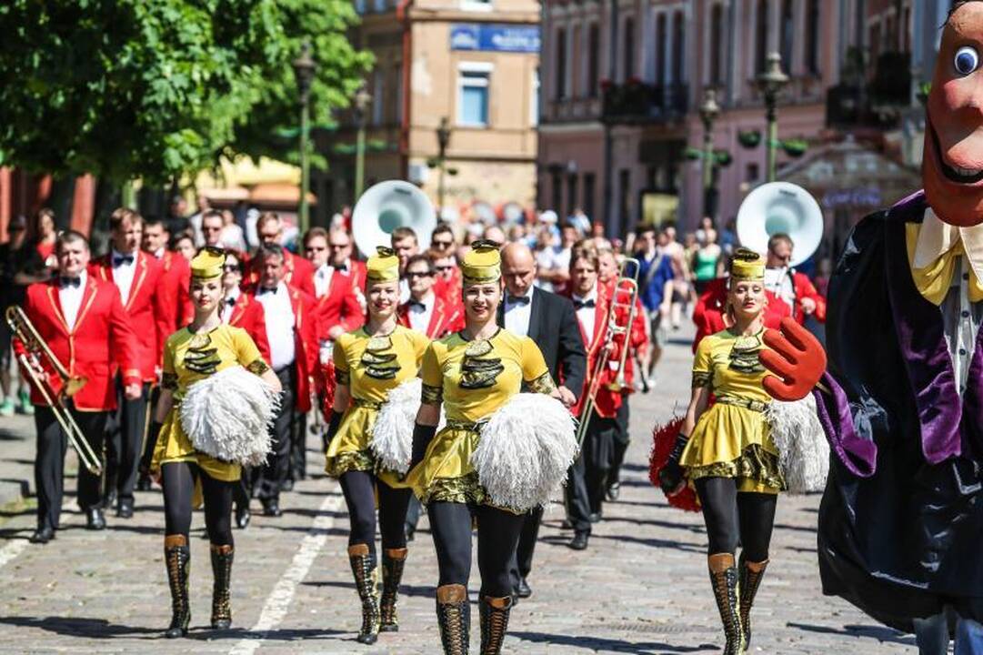 Kauno šventę pradėjo pučiamųjų festivalis