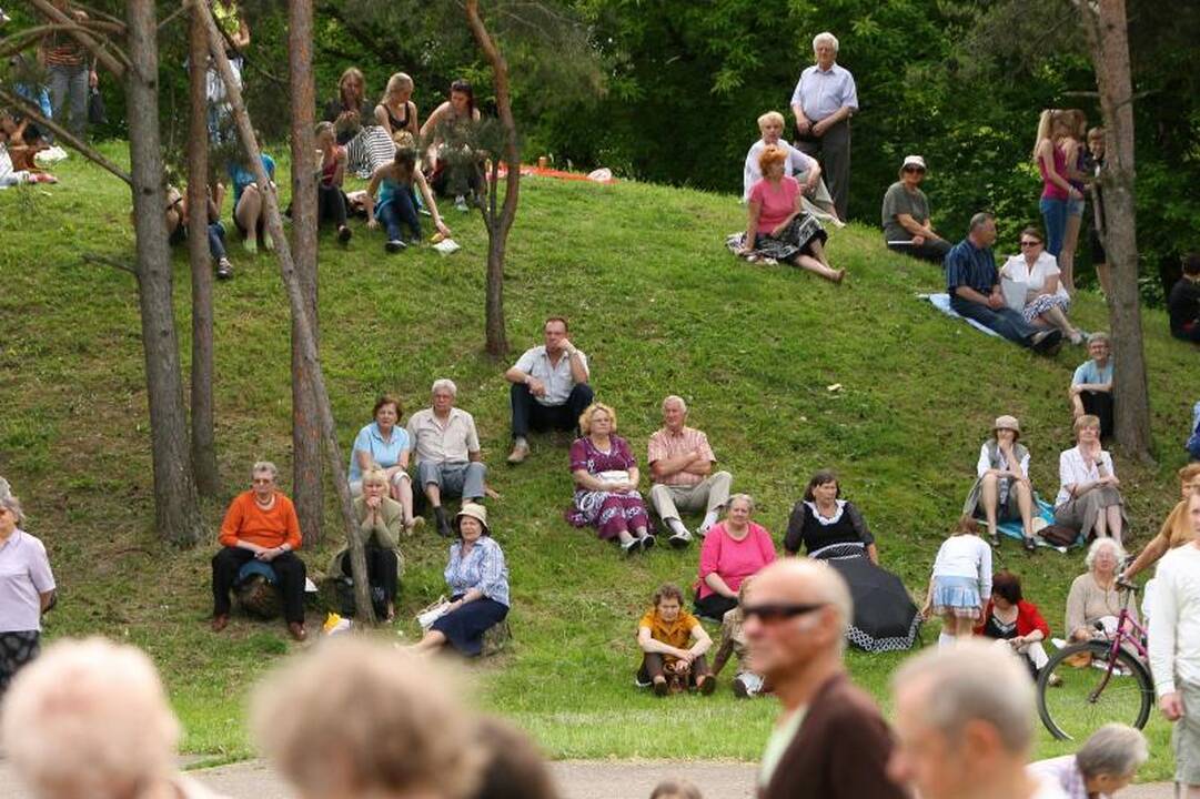 Draugystės parkas vėl atgijo nuo V.Čepinskio smuiko