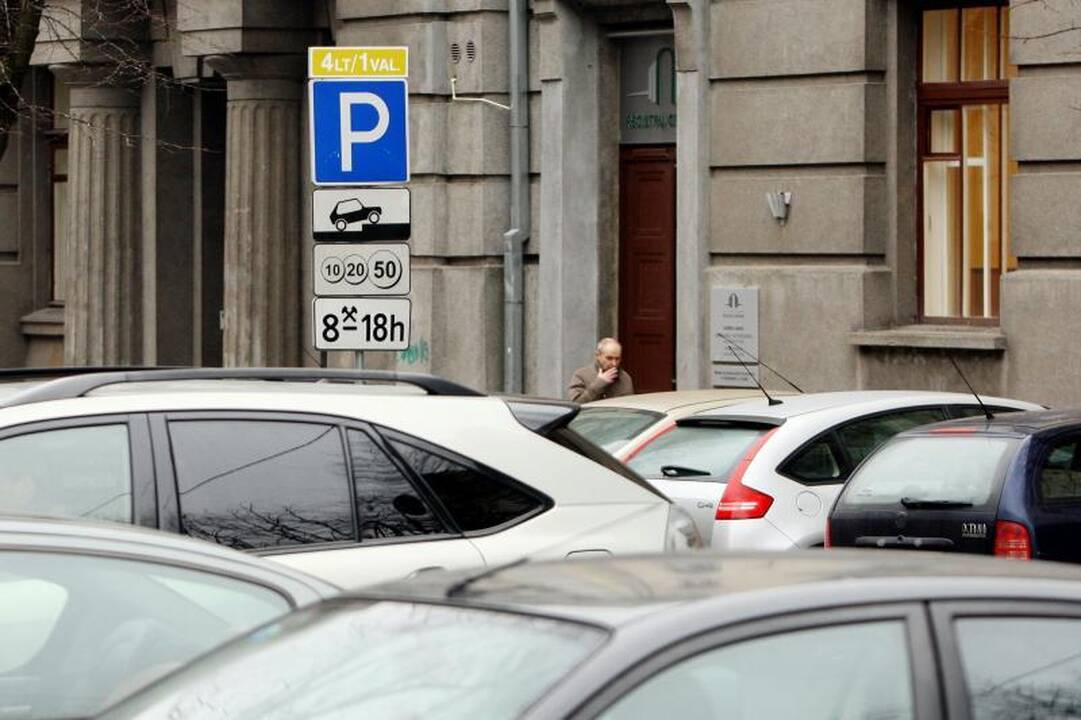Kauno vairuotojai turės per 10 minučių spėti susimokėti už stovėjimą