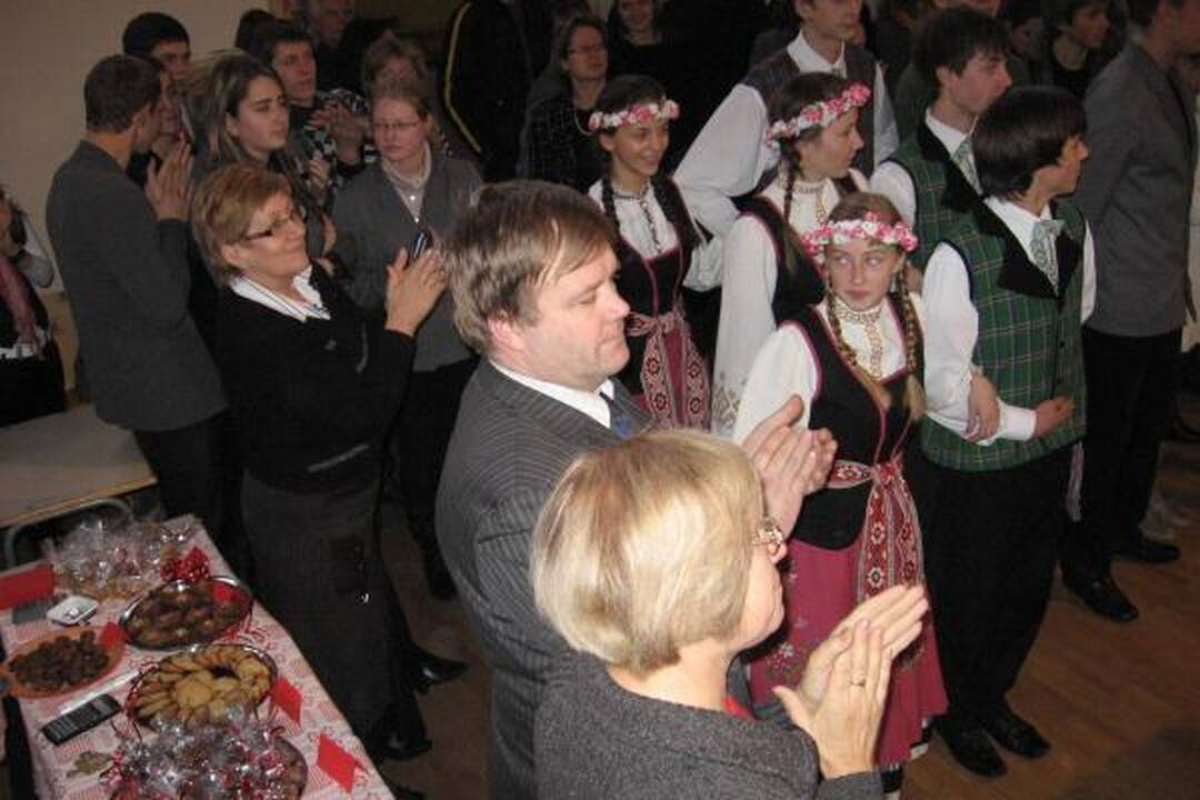 Moksleiviai aukojo Vaiko raidos centro gyventojams