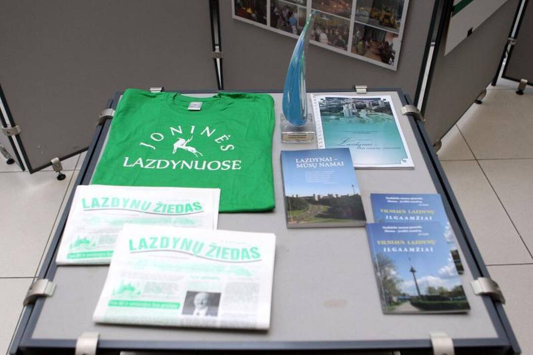 Vilniaus Savivaldybėje – seniūnijų nuotraukų ir darbų paroda