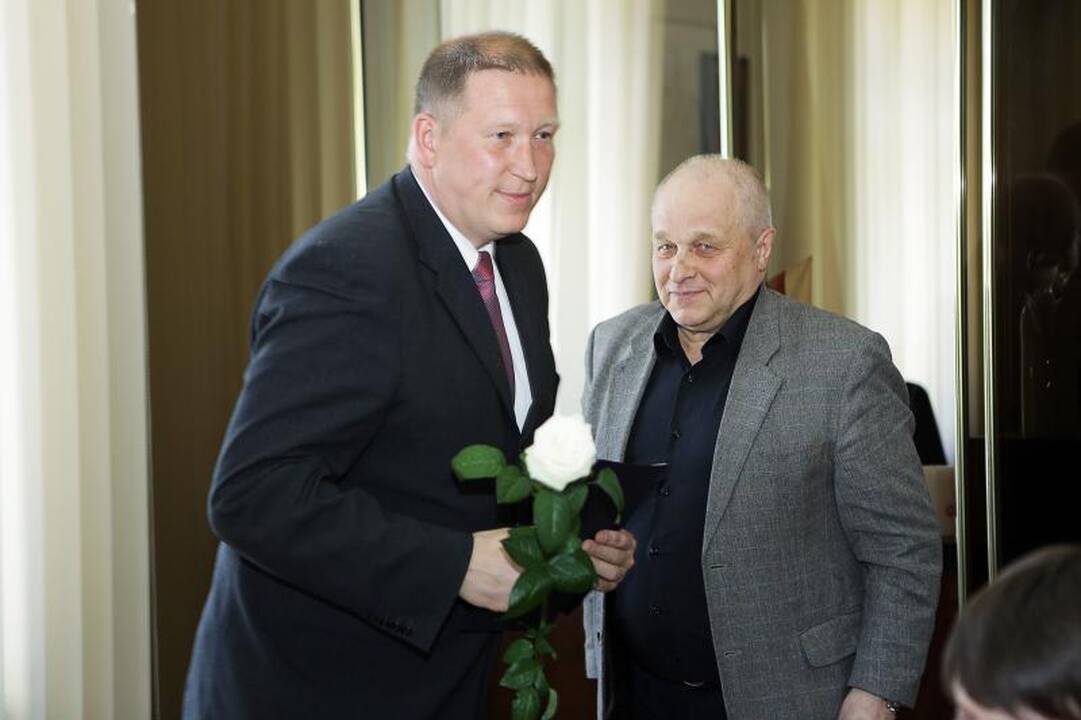 „Fortūnos“ krepšininkėms – miesto vadovų gėlės
