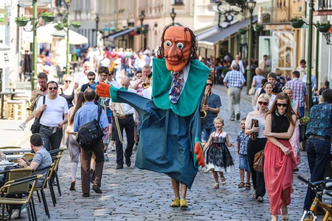Kauno šventę pradėjo pučiamųjų festivalis