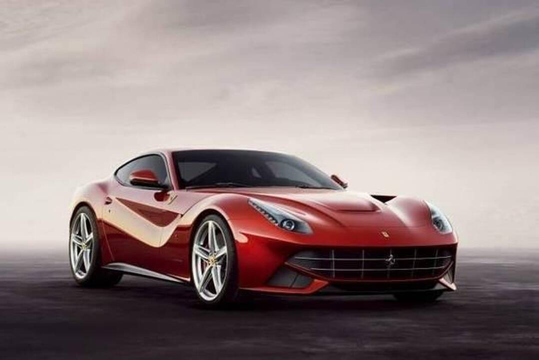 „Ferrari“ pristatė greičiausią automobilį