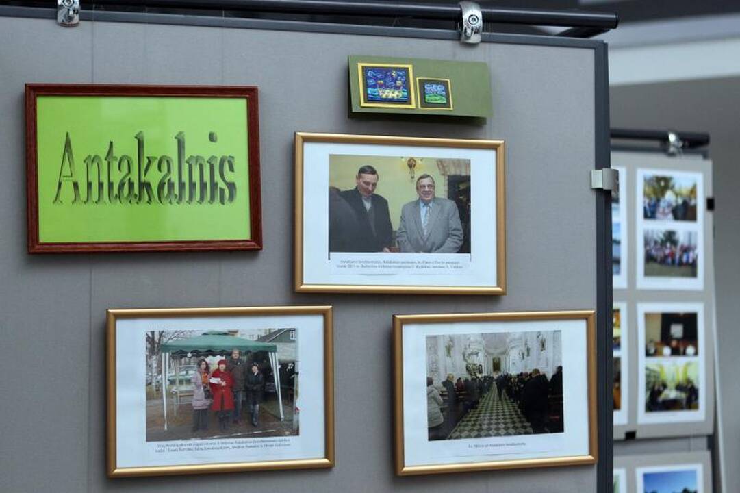 Vilniaus Savivaldybėje – seniūnijų nuotraukų ir darbų paroda