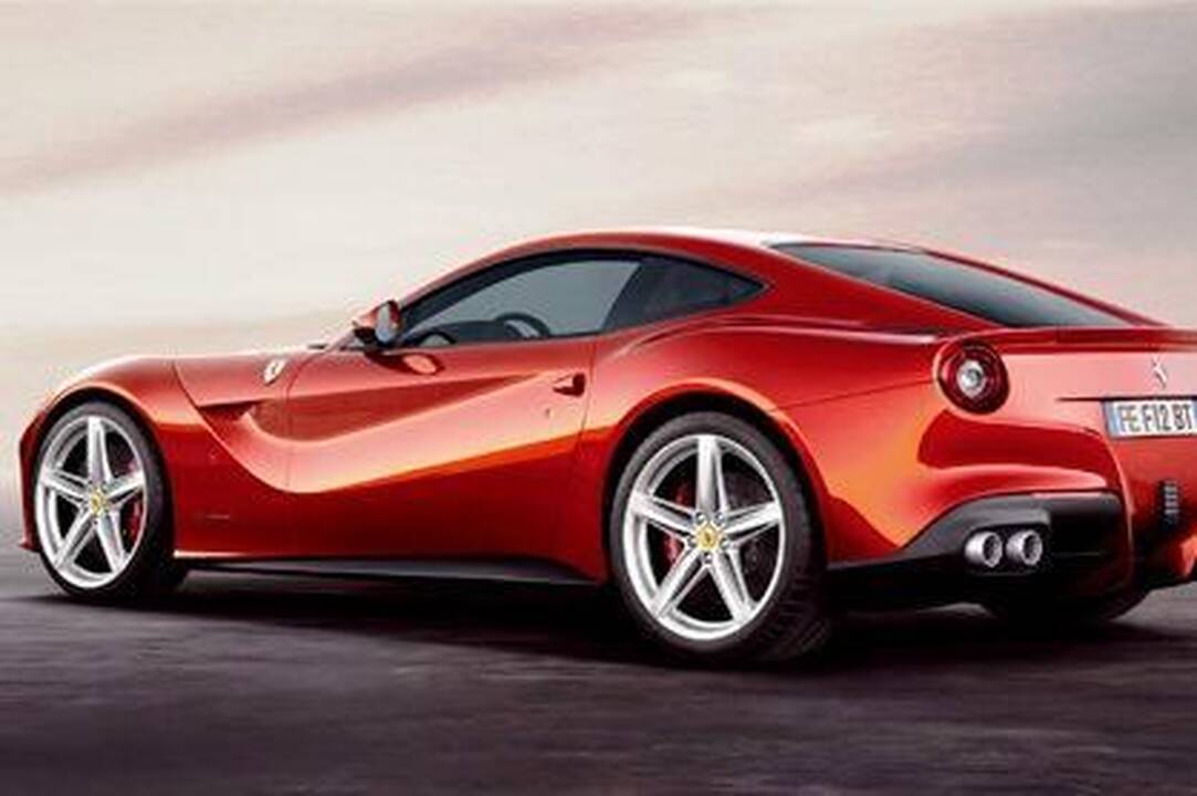 „Ferrari“ pristatė greičiausią automobilį
