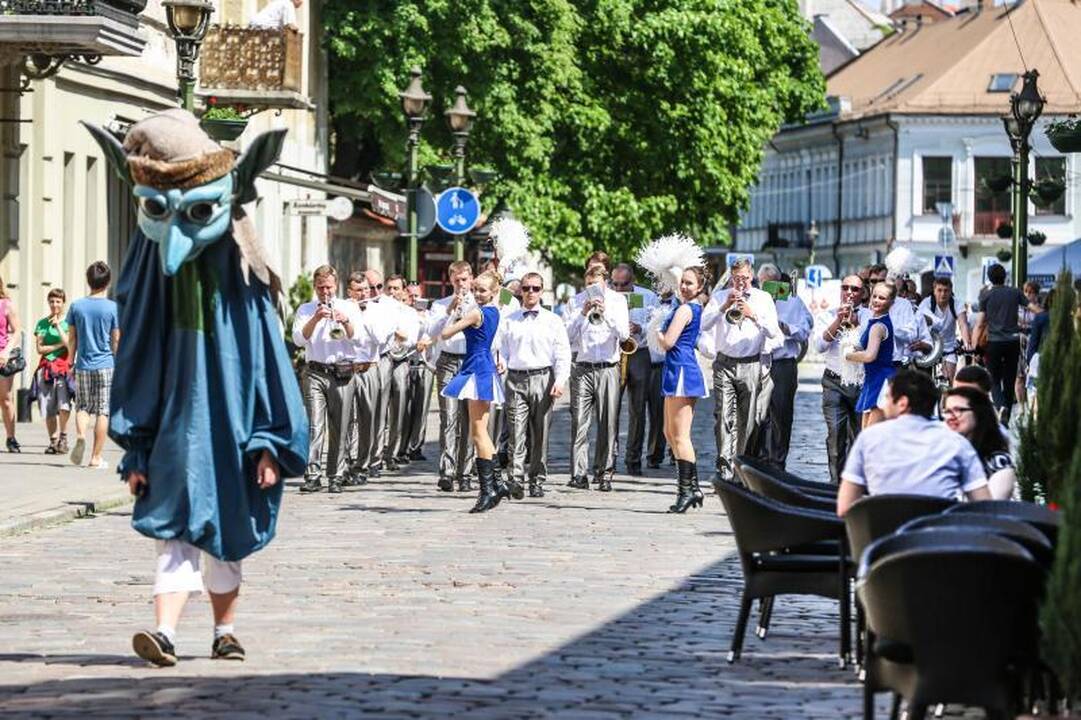 Kauno šventę pradėjo pučiamųjų festivalis