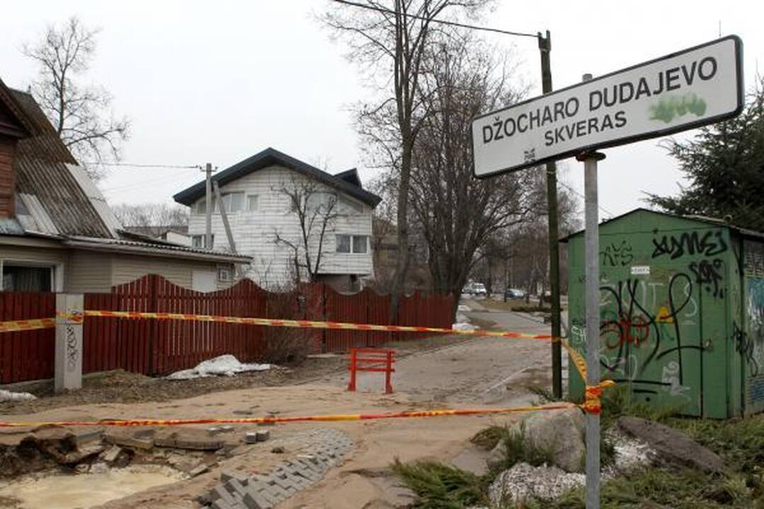 Žvėryne – kanalizacijos dvokas