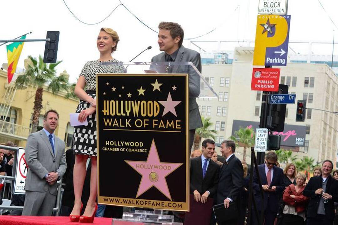 Scarlett Johansson gavo Holivudo šlovės žvaigždę