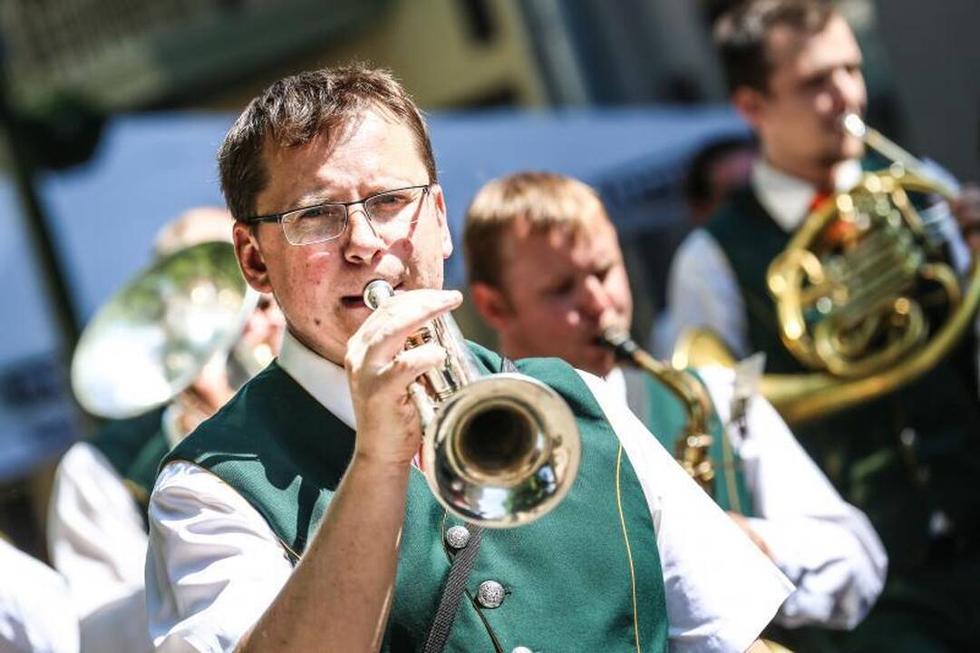 Kauno šventę pradėjo pučiamųjų festivalis