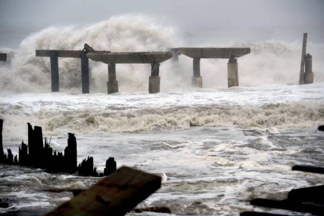 Per uraganą „Sandy“ JAV ir Kanadoje žuvo 16 žmonių (papildyta)