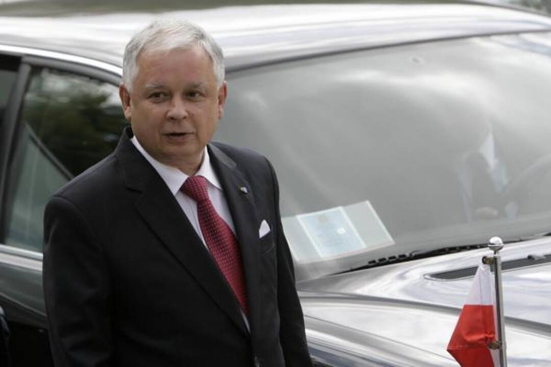 Lenkijos vadovo palaikai pargabenti į Varšuvą