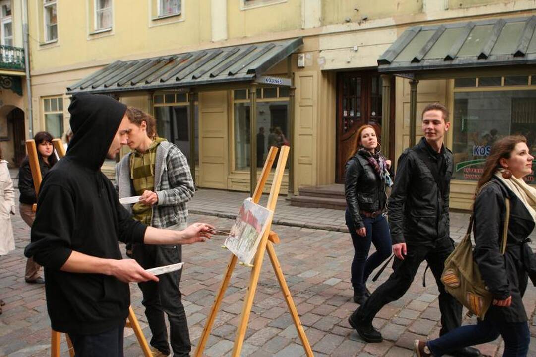 Kauno senamiestis skelbia vasarą