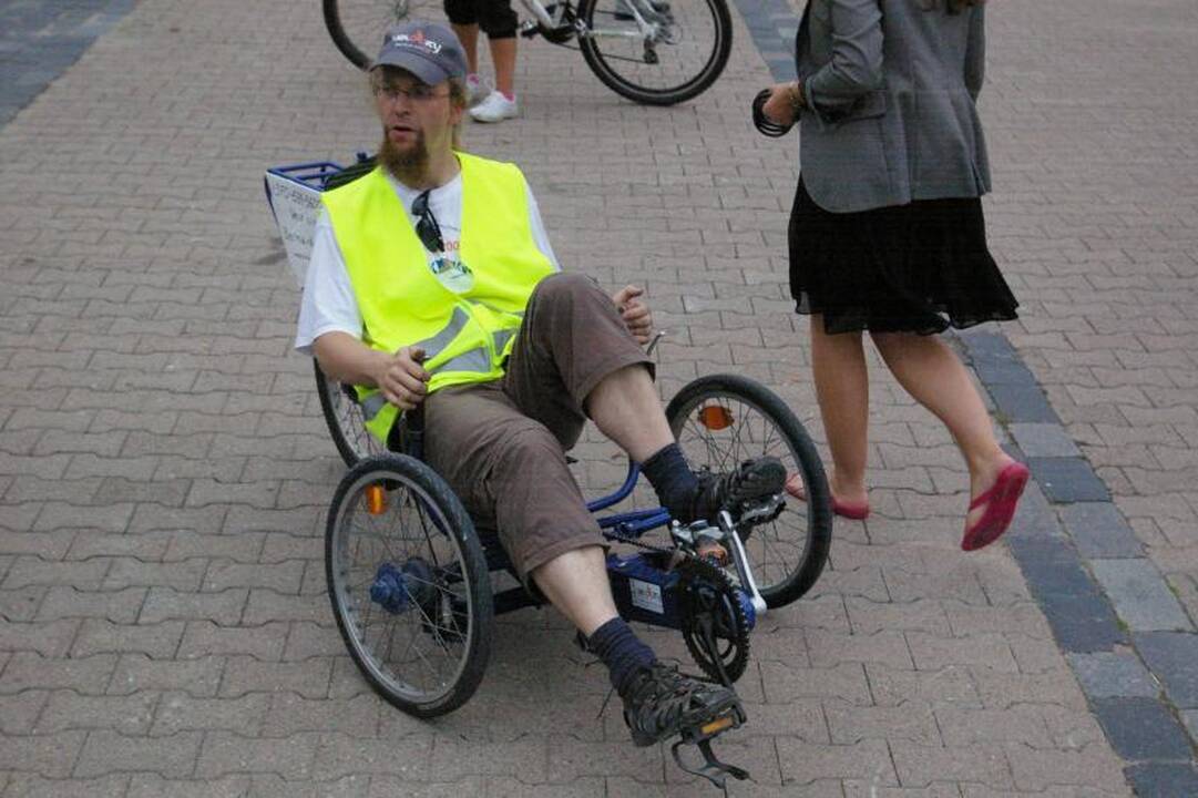 Sostinės gatves užvaldo dviratininkai