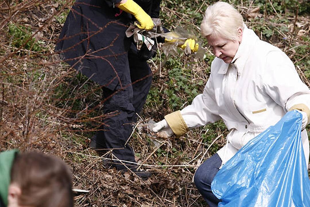 Prezidentė ragina apsivalyti galime kasdien, nelaukti specialių dienų (papildyta)