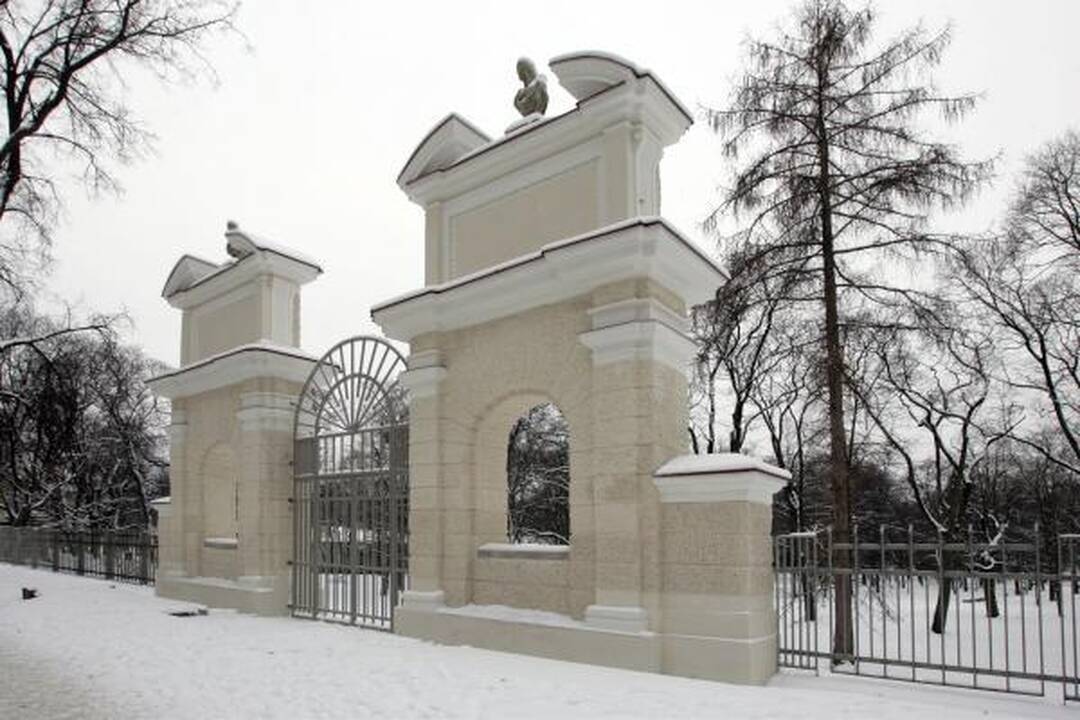 Istoriniai Sapiegų vartai prikelti gyvenimui