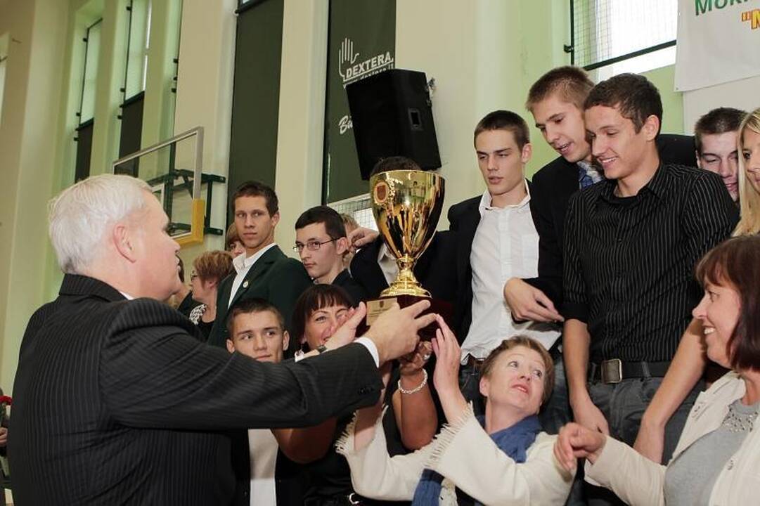 Klaipėdoje pagerbtos sportiškiausios mokyklos