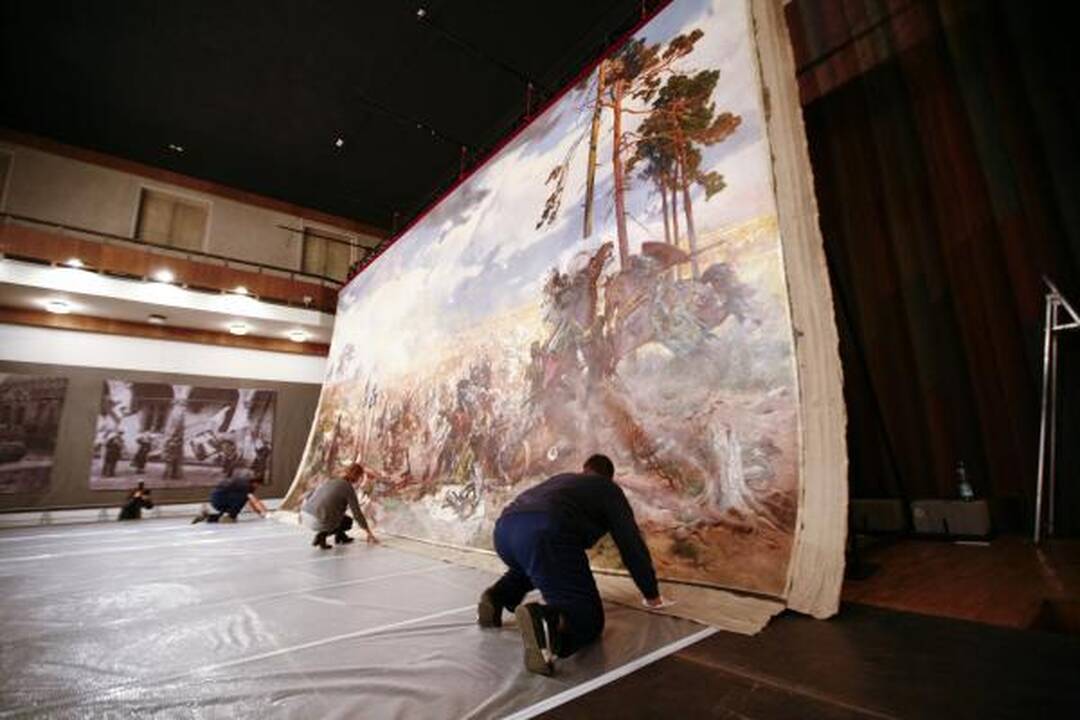 Lietuvą pasiekė didžiausias kada nors šalyje rodytas Žalgirio mūšio paveikslas