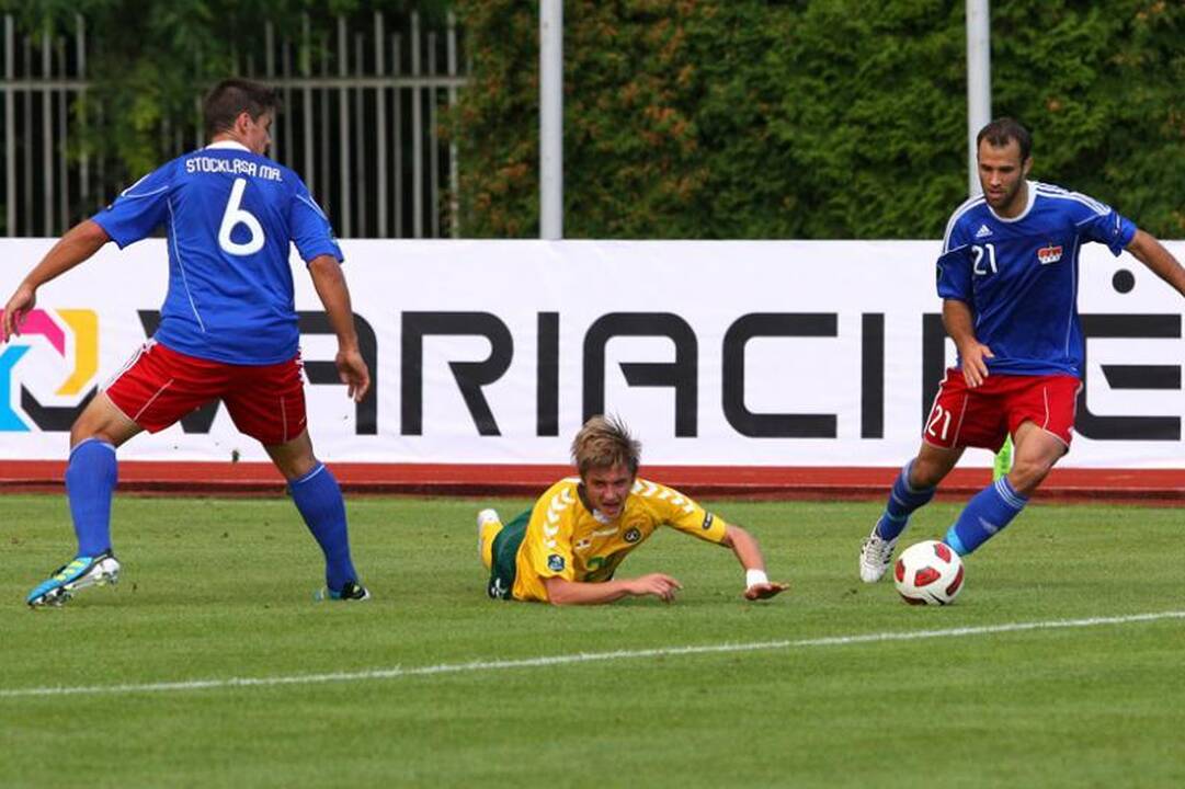Antrąsyk veidu į purvą: Lietuva - Lichtenšteinas 0:0