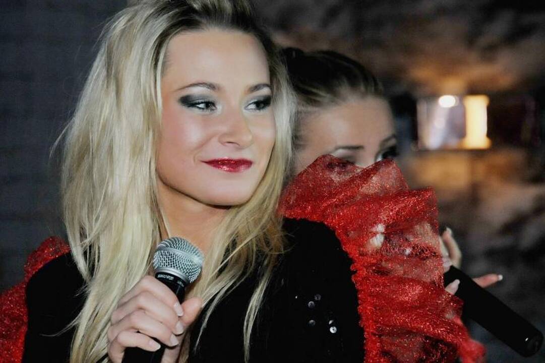 Grupės „Agentūra“ merginos pristatė „karštą“ savo įvaizdį