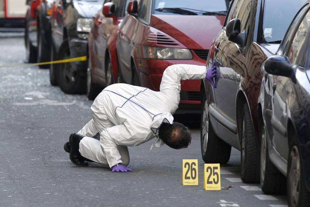 Paryžiuje prie Indonezijos ambasados sprogo pakete paslėpta bomba