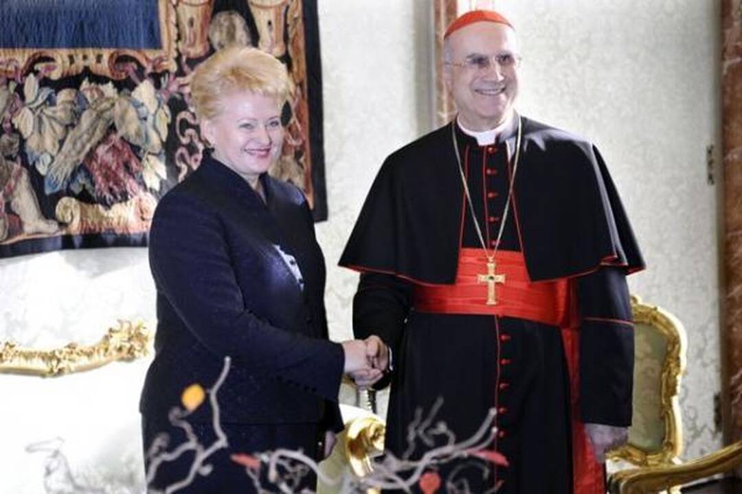 D.Grybauskaitė asmeniškai pakvietė popiežių apsilankyti Lietuvoje (papildyta)