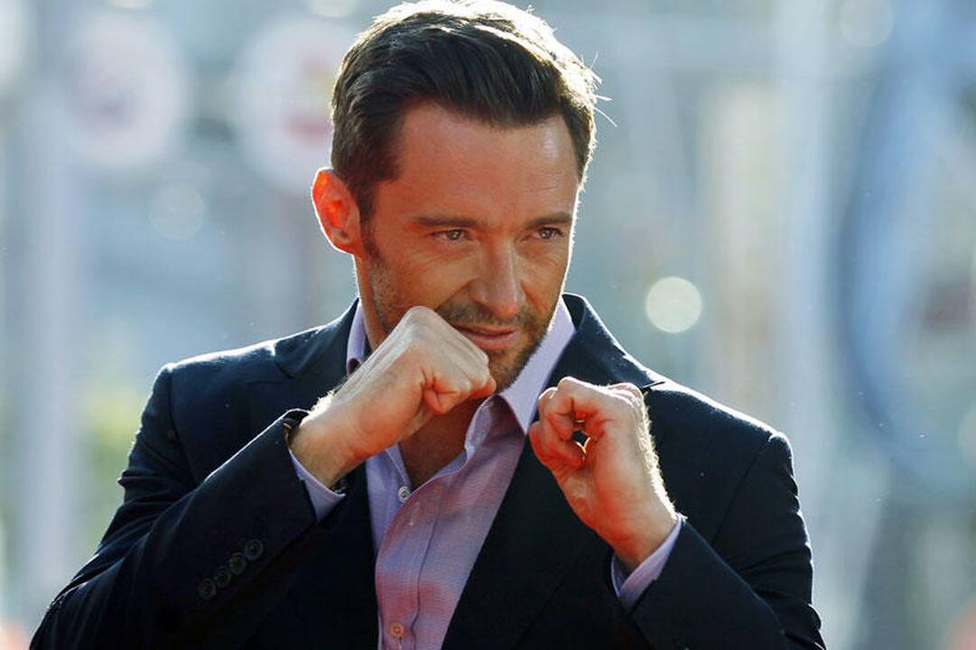 Hugh Jackmano gėda: aktorius ant scenos apsišlapino