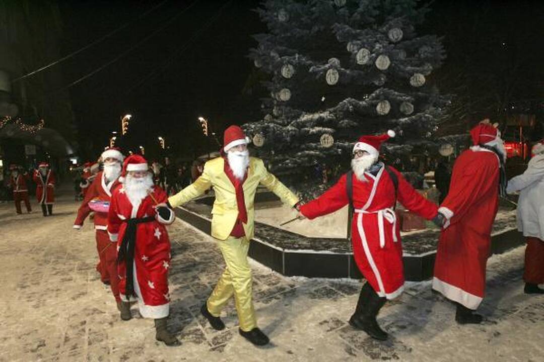 Kaune Kalėdas pranašauja dar dvi miesto eglutės