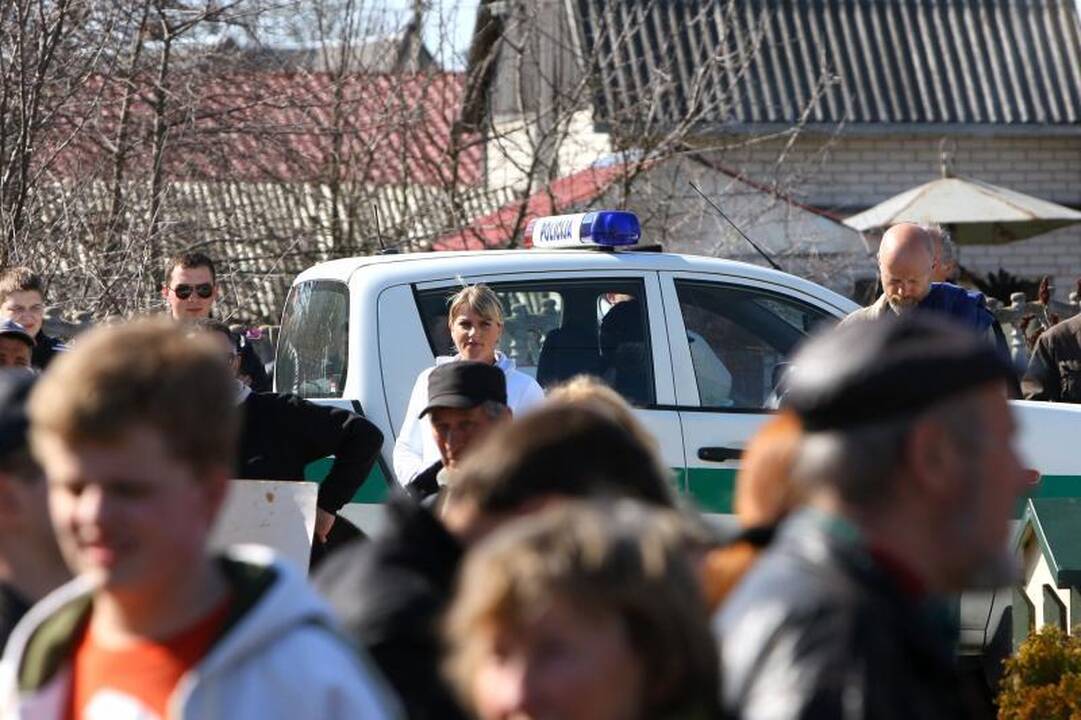 Kultūros ministerija – prieš menininkų pasirodymus Garliavoje
