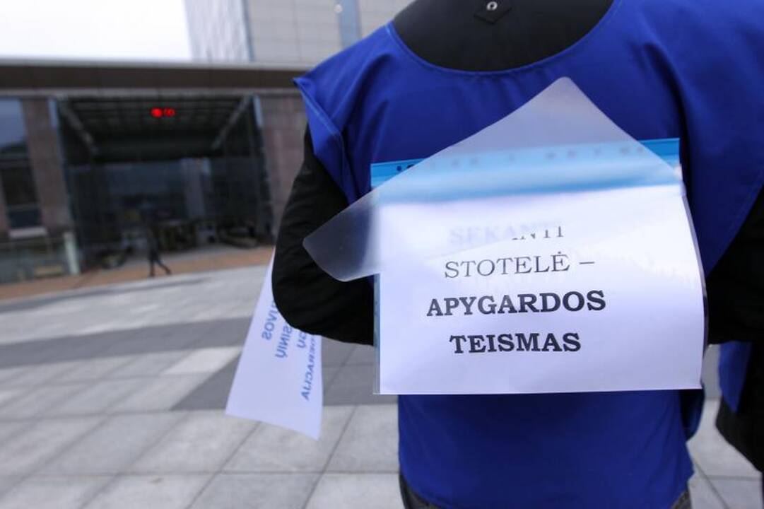 Vilniaus vairuotojai ir jų bičiuliai priešinasi bandymams nutildyti