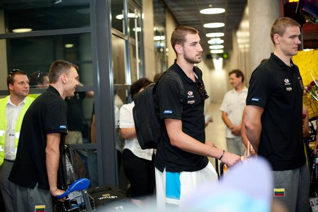 Į Lietuvą sugrįžęs K.Kemzūra: į ligotus kaltinimus nereaguosiu