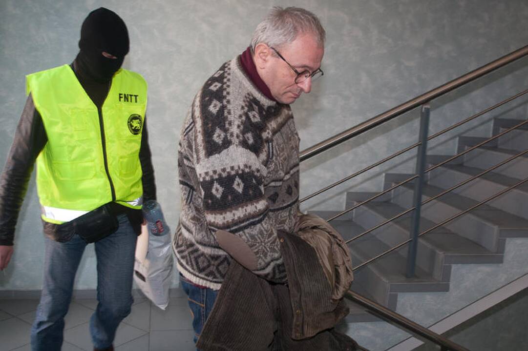 Kratos Gariūnuose: dešimtys sulaikytų, 7 suimti 