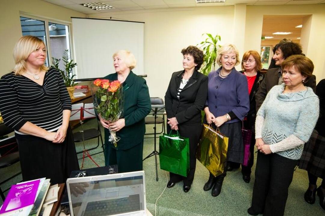Į naują biblioteką Panemunėje – su senais baldais 