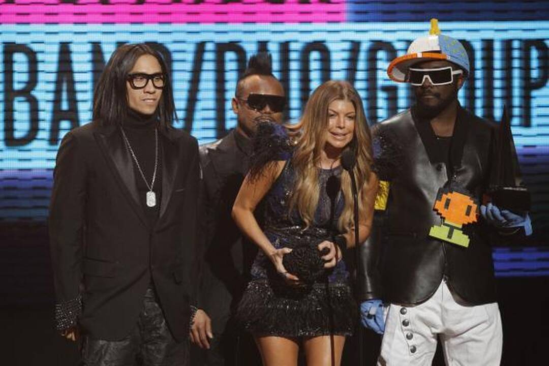 Amerikos muzikinių apdovanojimų ceremonijoje triumfavo J.Bieberis