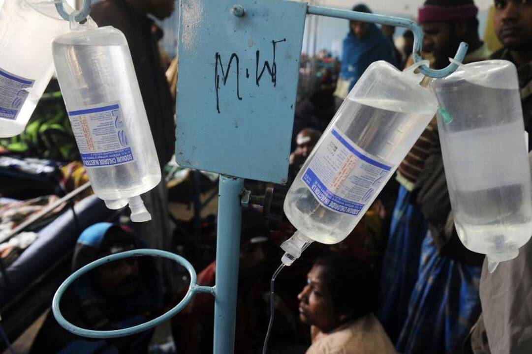 Indijos rytuose apsinuodiję toksišku alkoholiu mirė 102 žmonės