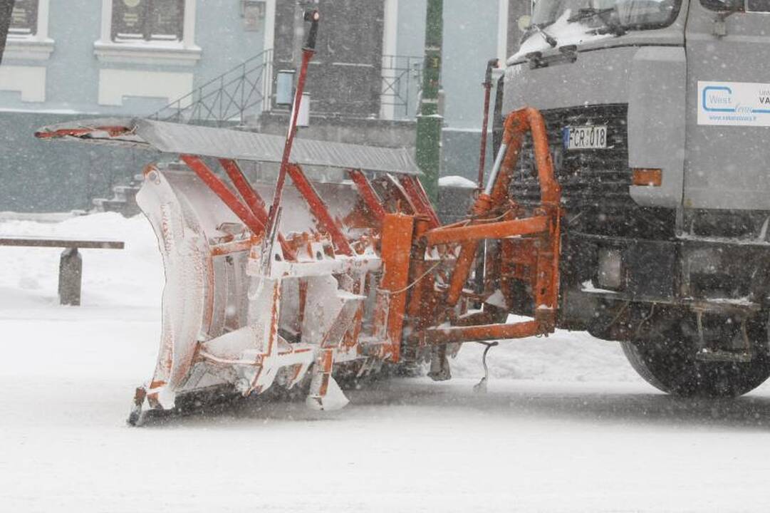 Klaipėdoje eismo sąlygos išlieka sudėtingos