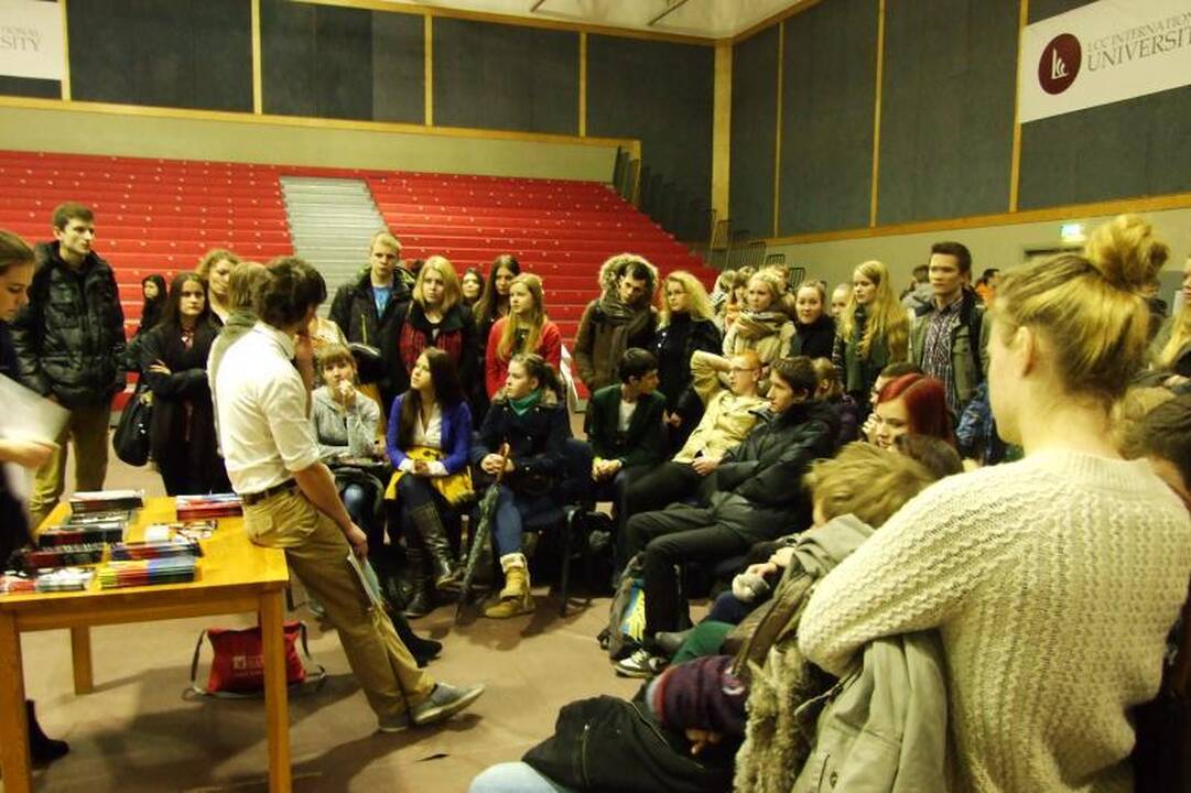 Moksleiviai gausiai rinkosi į specialybių mugę