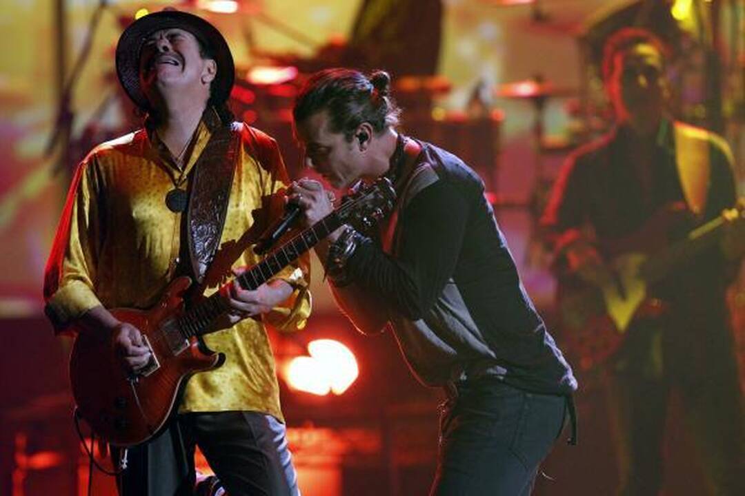 Amerikos muzikinių apdovanojimų ceremonijoje triumfavo J.Bieberis