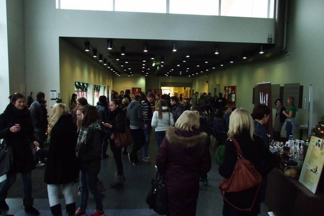 Moksleiviai gausiai rinkosi į specialybių mugę