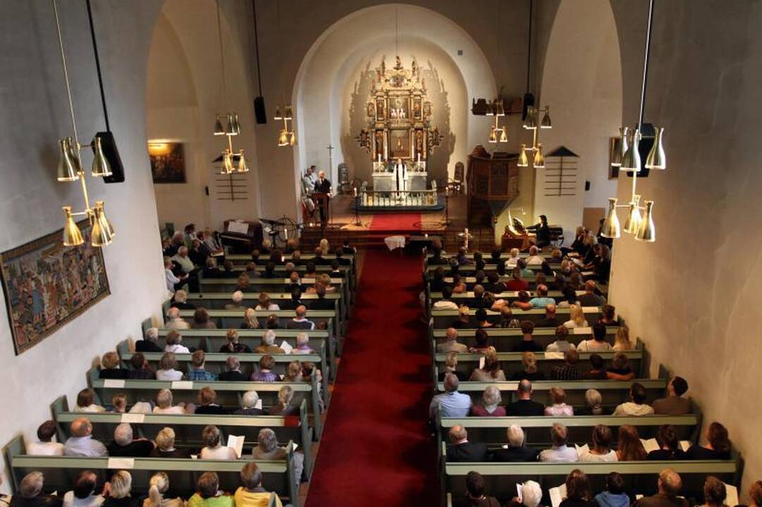 Oslo katedroje surengtos pamaldos už išpuolių aukas