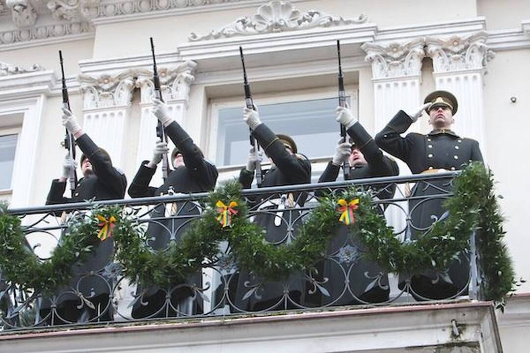 Signatarų namai - rinkimų kampanijos pradžia?
